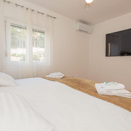 Apartment Mozart シベニク エクステリア 写真