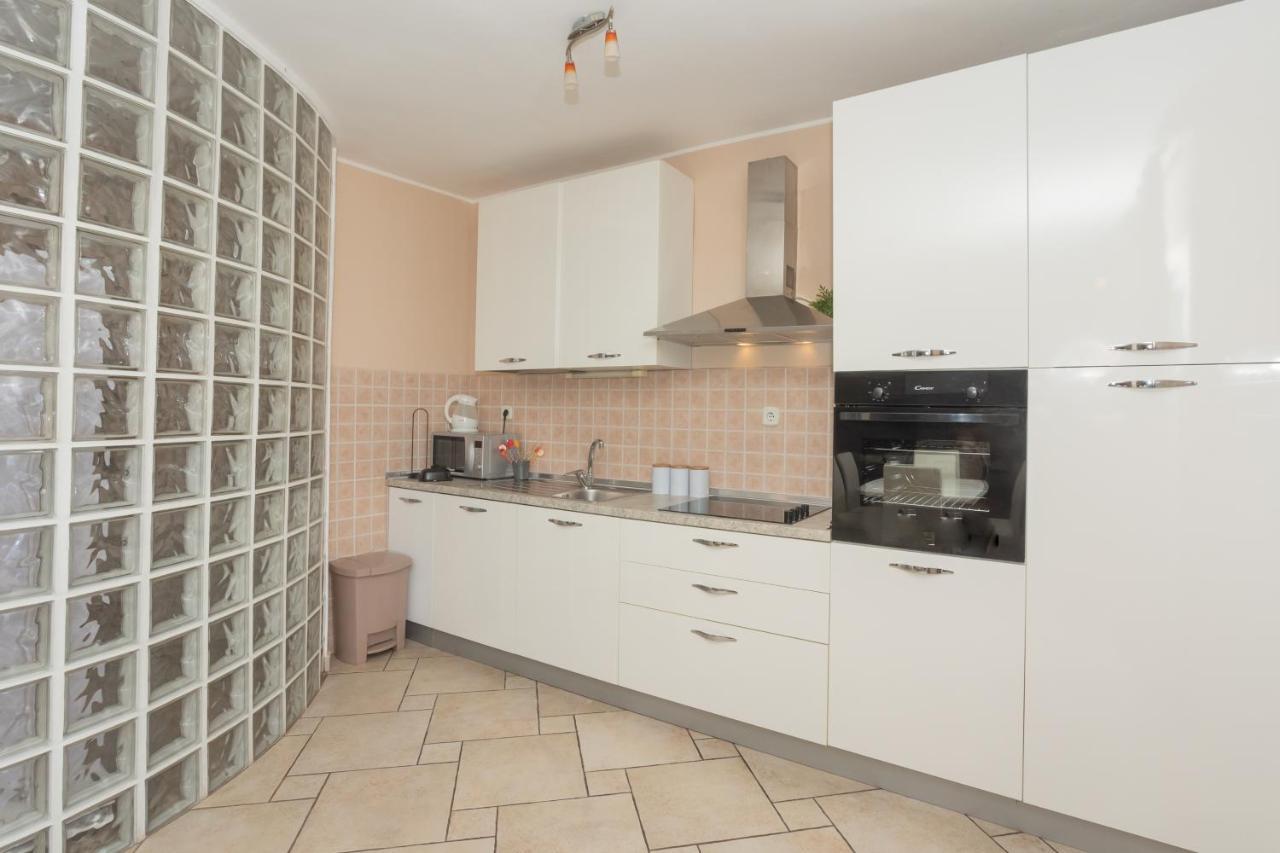 Apartment Mozart シベニク エクステリア 写真