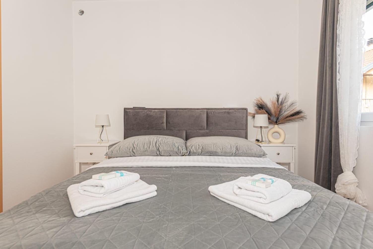 Apartment Mozart シベニク エクステリア 写真
