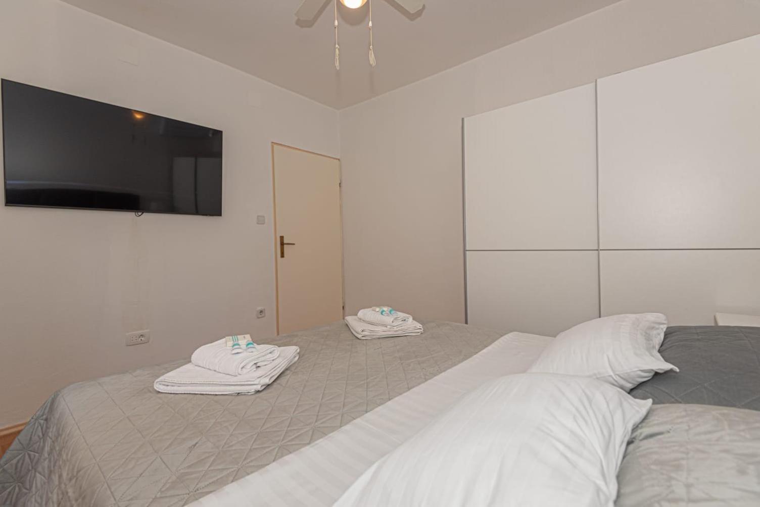 Apartment Mozart シベニク エクステリア 写真